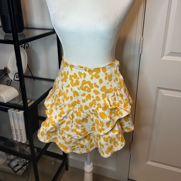 NWT Mother The Ruffle Dyed Floral Leopard Yellow Denim Mini Skirt Size 28 / 8 - Picture 5 of 11